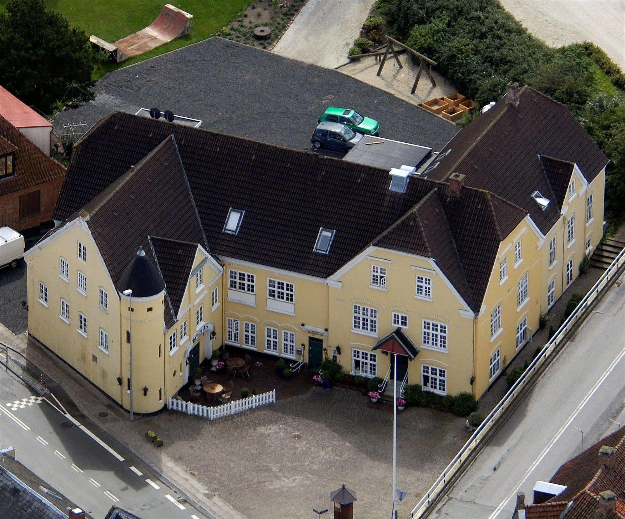 Hotel Hojslev Kro Exterior photo